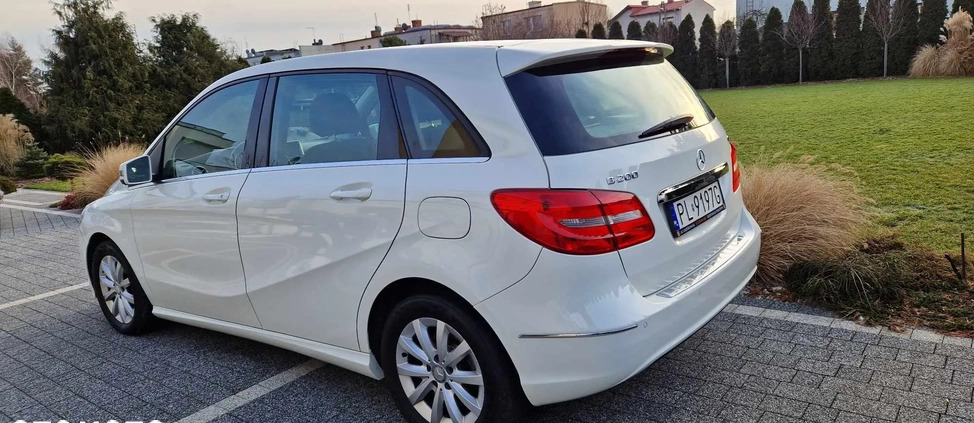 Mercedes-Benz Klasa B cena 42999 przebieg: 204000, rok produkcji 2014 z Leszno małe 277
